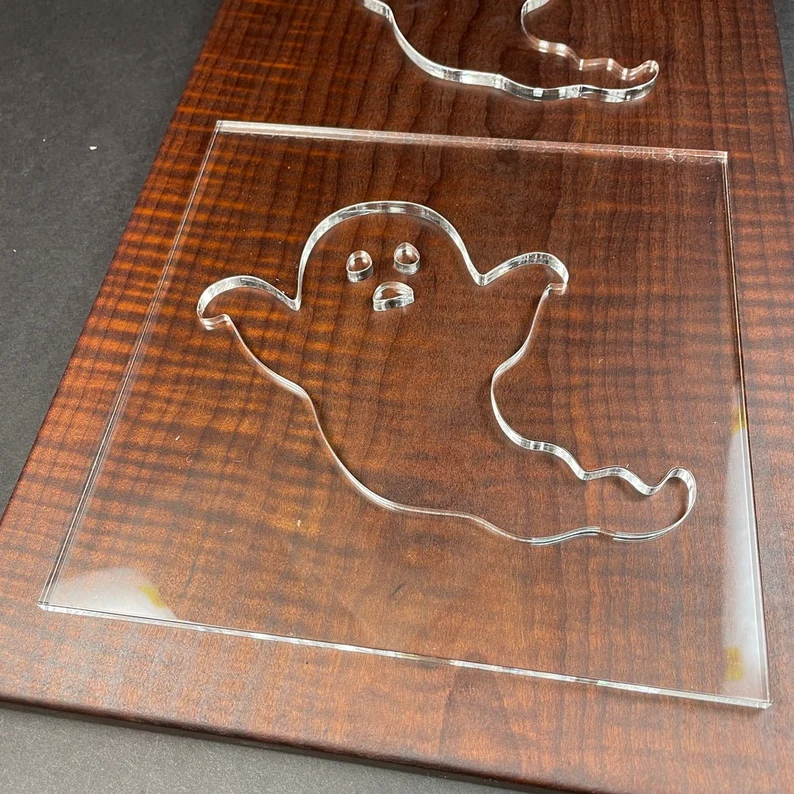 A picture of the ghost halloween router template.