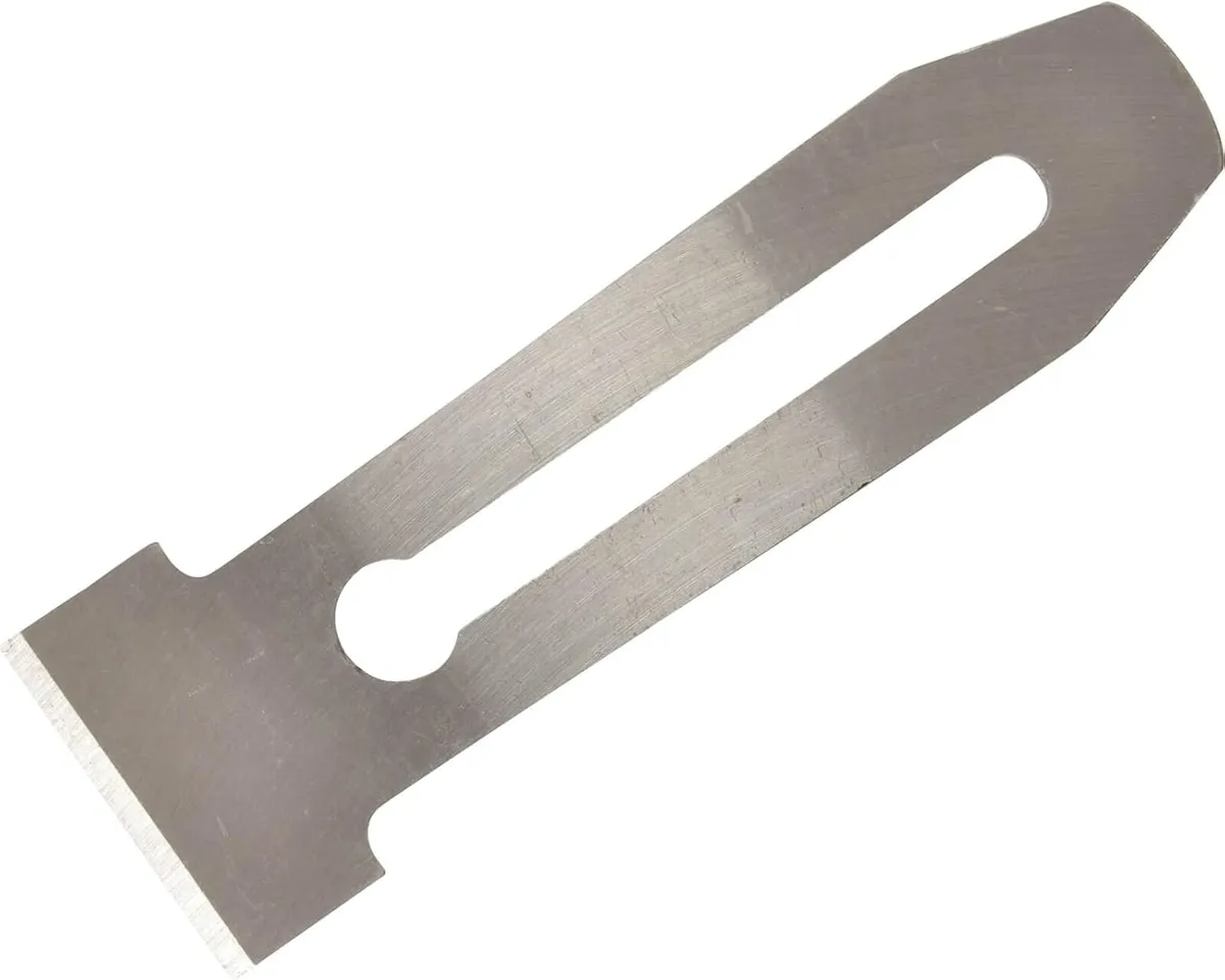 A picture of a  quality replacement blade for your rebate plane.